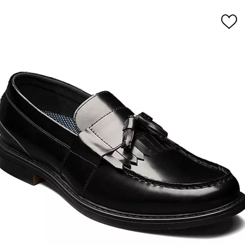 Men's Nunn Bush Size 12 Keaton tassel Comfort Gel loafers.